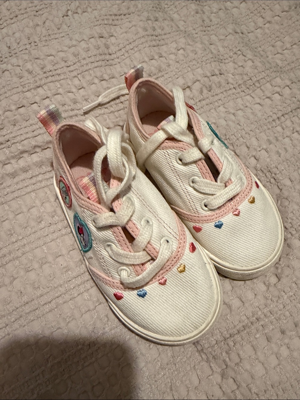 Zara White Canvas Kids Sneakers with Pastel Heart Details